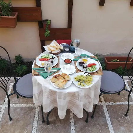 La Casa Carina 3* 安塔利亚