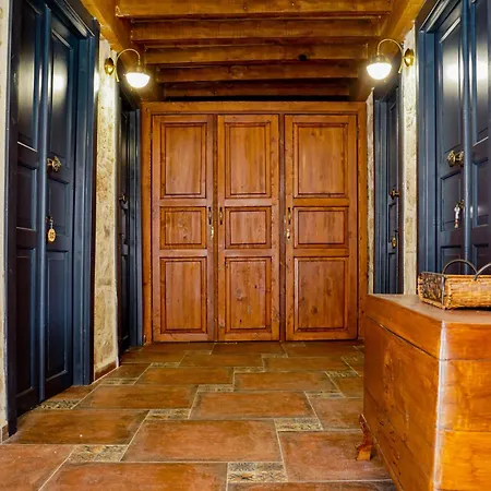 La Casa Carina