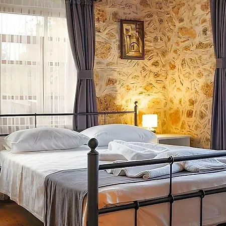 La Casa Carina 3*