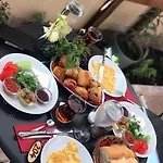 La Casa Carina Hotel