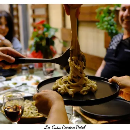La Casa Carina