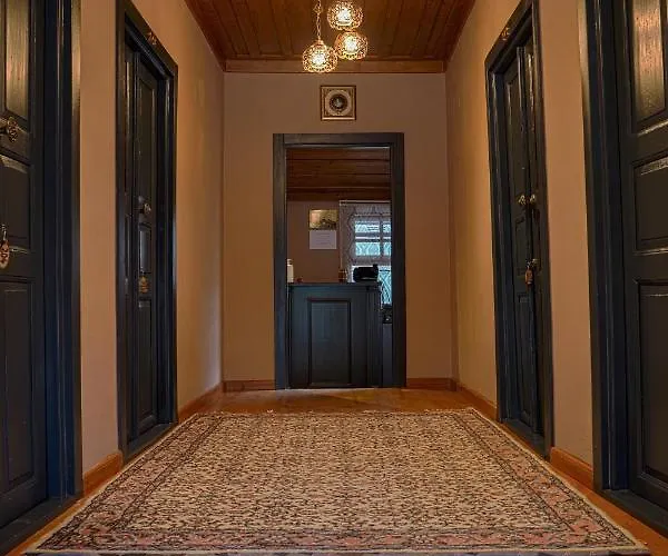 La Casa Carina 3*