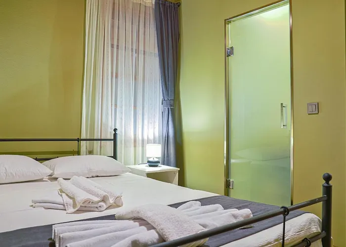 Отель La Casa Carina