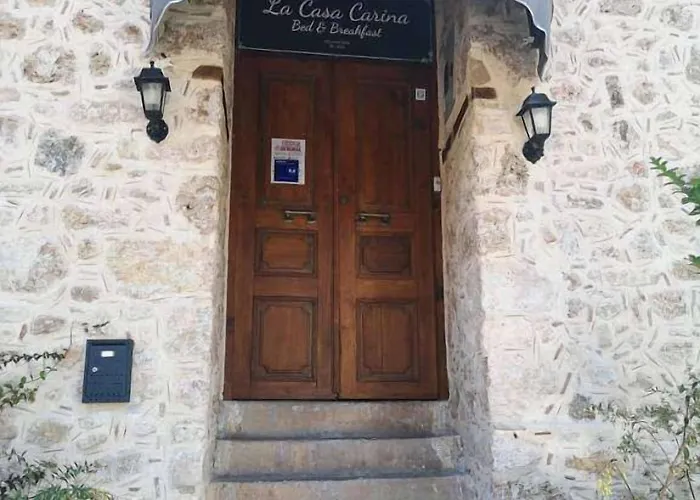 Отель La Casa Carina