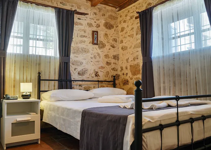Отель La Casa Carina Анталья
